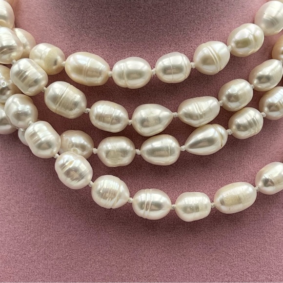 Freshwater handknotted threaded long strand Pearl necklace - Picture 5 of 7